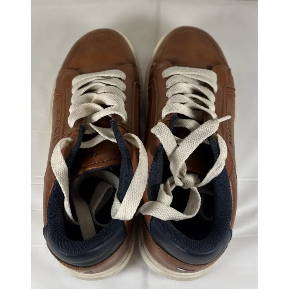 Tommy Hilfiger Kids Brown Faux Leather Low Top Casual Shoes Size‎ 3 Youth